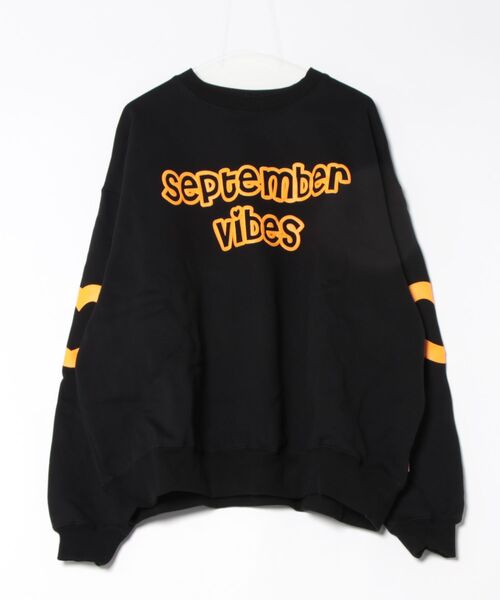 September(セプテンバー)の「▼SEPTEMBER(セプテンバー)▼Heart Sweat(スウェット・レディース・ブラック・MEDIUM)」の1枚目の写真