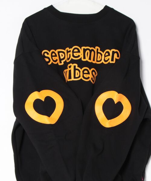 September(セプテンバー)の「▼SEPTEMBER(セプテンバー)▼Heart Sweat(スウェット・レディース・ブラック・MEDIUM)」の3枚目の写真
