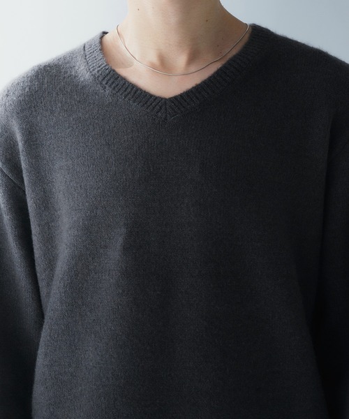 Adoon plain(アドーンプレーン)の「SOFT TOUCH V NECK KNIT / ソフトタッチVネックニット(ニット/セーター・メンズ・ボルドー/グリーン/チャコールグレー・LARGE/MEDIUM)」の10枚目の写真