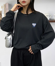 ワンポイント刺繍が大人可愛いゆったりロングスリーブT