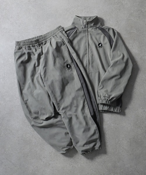 KANGOL（カンゴール）の「【KANGOL】 ピーチ スエード ワンポイント ロゴ刺繍 トラックパンツ / サイドライン / ピーチ素材 【セットアップ可能】（その他パンツ・メンズ・チャコール/カーキ/アイボリー/ブルー・LARGE/MEDIUM）」の8枚目の写真