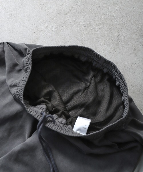 KANGOL（カンゴール）の「【KANGOL】 ピーチ スエード ワンポイント ロゴ刺繍 トラックパンツ / サイドライン / ピーチ素材 【セットアップ可能】（その他パンツ・メンズ・チャコール/カーキ/アイボリー/ブルー・LARGE/MEDIUM）」の16枚目の写真