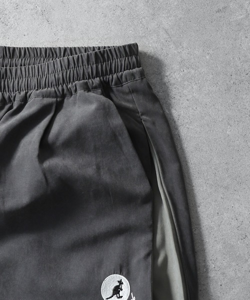 KANGOL（カンゴール）の「【KANGOL】 ピーチ スエード ワンポイント ロゴ刺繍 トラックパンツ / サイドライン / ピーチ素材 【セットアップ可能】（その他パンツ・メンズ・チャコール/カーキ/アイボリー/ブルー・LARGE/MEDIUM）」の19枚目の写真