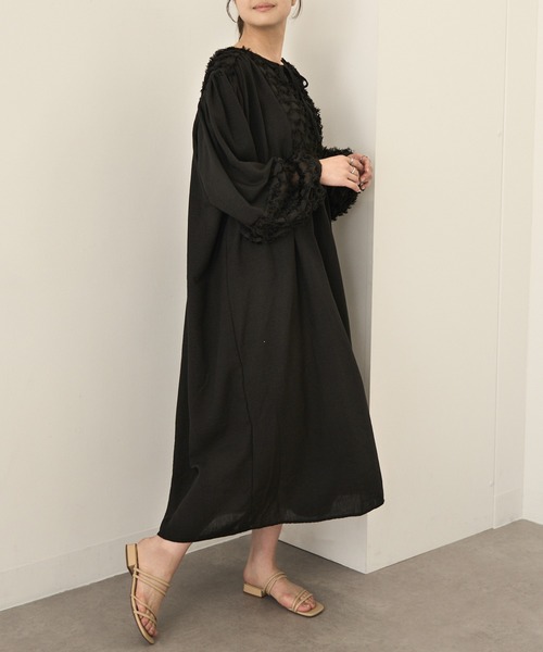 MAGASIN DE MODE Chou Chou(マガジンデモードシュシュ)の「【MAGASIN DE MODE Chou Chou】リネンライクデコルテワンピース trc※(ワンピース・レディース・ブラック/ホワイト/ブルー・FREE)」の5枚目の写真