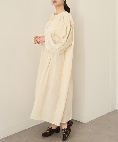 MAGASIN DE MODE Chou Chou(マガジンデモードシュシュ)の「【MAGASIN DE MODE Chou Chou】リネンライクデコルテワンピース trc※(ワンピース・レディース・ブラック/ホワイト/ブルー・FREE)」の9枚目の写真