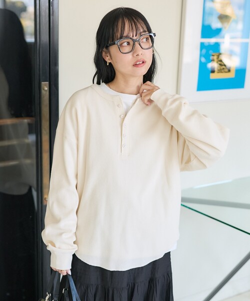 FREAK'S STORE(フリークスストア)の「【セットアイテム】ワッフルヘンリー ロンTセット(Tシャツ/カットソー・レディース・オフホワイト/ピンク/チャコール/グレー・フリ-)」の2枚目の写真