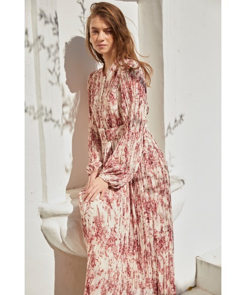 【極美品】Estella.K プリーツプリントドレス　ワンピース　花柄　フリー セール】Jane Belted Dress プリーツプリントドレス（ワンピース