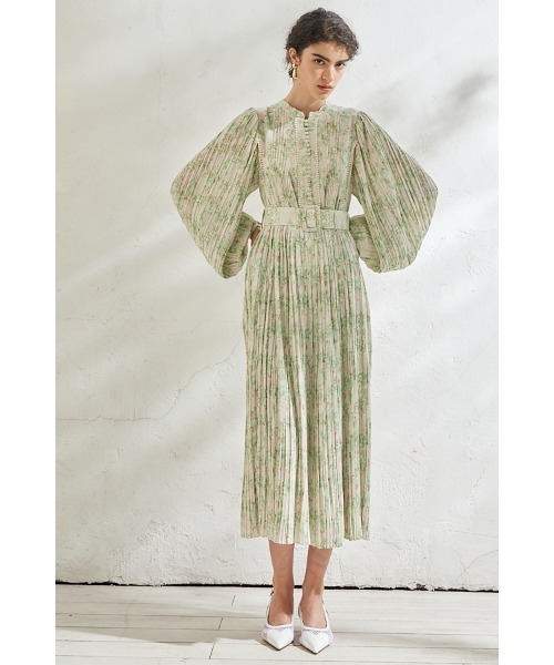 Estella.K（エステラケー）の「Jane Belted Dress プリーツプリントドレス（ワンピース・レディース・ネイビー系/レッド系/オレンジ系/グリーン系/ピンク系・FREE）」の7枚目の写真