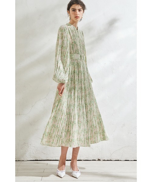 Estella.K（エステラケー）の「Jane Belted Dress プリーツプリントドレス（ワンピース・レディース・ネイビー系/レッド系/オレンジ系/グリーン系/ピンク系・FREE）」の9枚目の写真