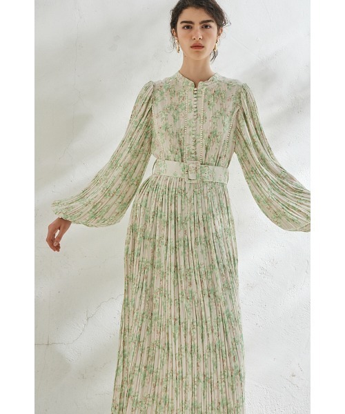 Estella.K（エステラケー）の「Jane Belted Dress プリーツプリントドレス（ワンピース・レディース・ネイビー系/レッド系/オレンジ系/グリーン系/ピンク系・FREE）」の16枚目の写真