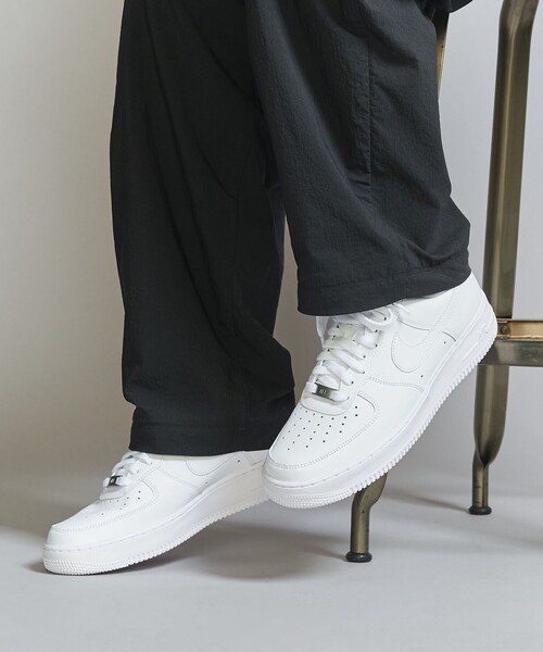 NIKE（ナイキ）の「＜NIKE＞ エア フォース 1 '07/スニーカー（スニーカー・メンズ・ブラック/ホワイト・26cm/27cm/28.5cm/26.5cm/27.5cm/28cm/29cm）」の3枚目の写真