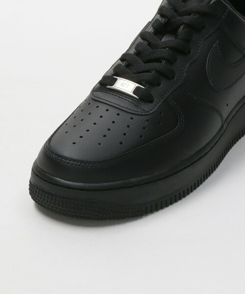 NIKE（ナイキ）の「＜NIKE＞ エア フォース 1 '07/スニーカー（スニーカー・メンズ・ブラック/ホワイト・26cm/27cm/28.5cm/26.5cm/27.5cm/28cm/29cm）」の12枚目の写真