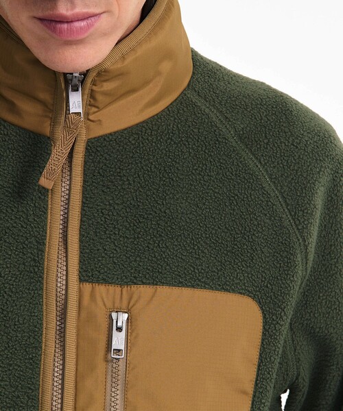 セール】ワンポイント刺繍ロゴ スタンドネック シェルパボアフリース T