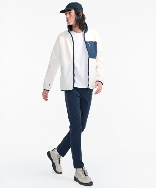 AIGLE(エーグル)の「ワンポイント刺繍ロゴ スタンドネック シェルパボアフリース T-KIT(ブルゾン・メンズ・ホワイト/モスグリーン・XL/L/M/S)」の9枚目の写真