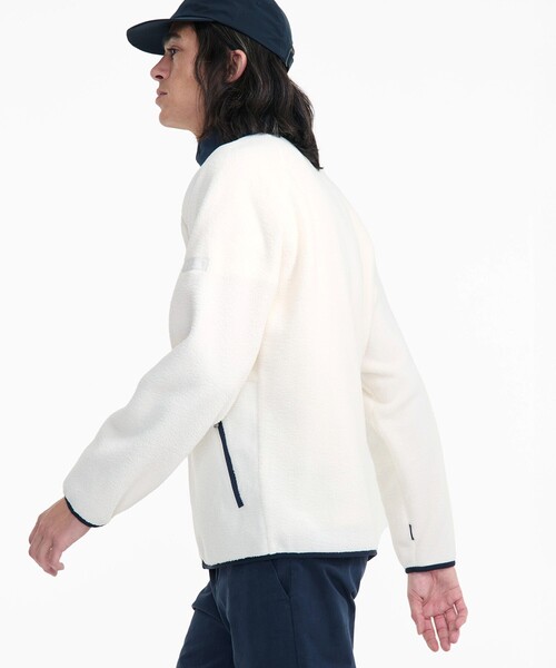 AIGLE(エーグル)の「ワンポイント刺繍ロゴ スタンドネック シェルパボアフリース T-KIT(ブルゾン・メンズ・ホワイト/モスグリーン・XL/L/M/S)」の10枚目の写真