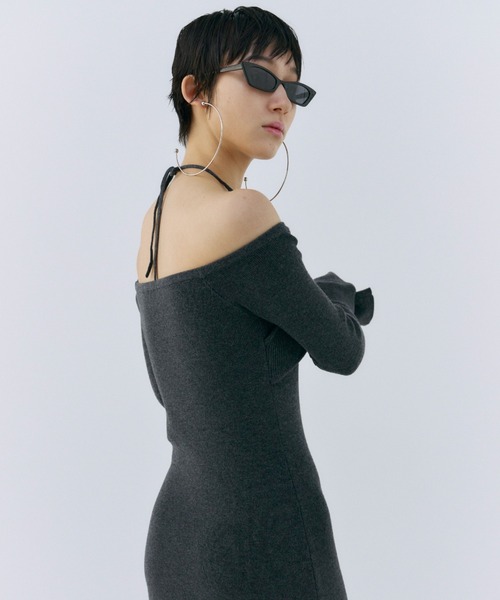 セール】OFF SHOULDER KNITDRESS/オフショルダーニットドレス