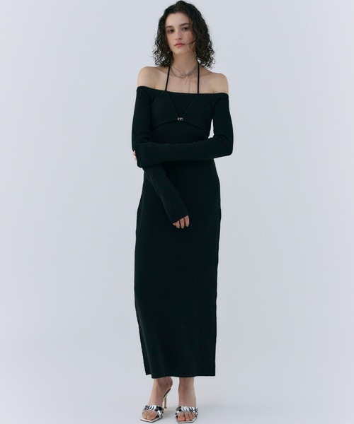 JOSE MOON(ジョゼムーン)の「OFF SHOULDER KNITDRESS/オフショルダーニットドレス(ワンピース・レディース・グレー/ブラック/レッド・FREE)」の4枚目の写真