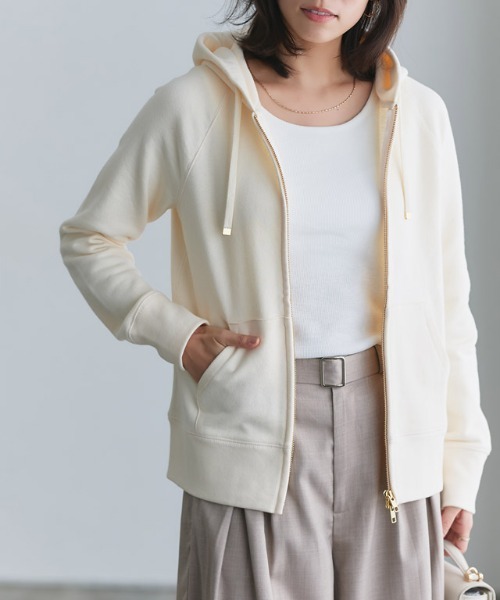 Pierrot（ピエロ）の「カップ付きタンクトップ（インナーウェア/肌着・レディース・オフホワイト/ブラック・S/M/L）」の10枚目の写真