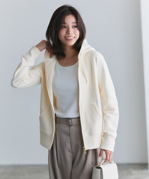 Pierrot（ピエロ）の「カップ付きタンクトップ（インナーウェア/肌着・レディース・オフホワイト/ブラック・S/M/L）」の11枚目の写真