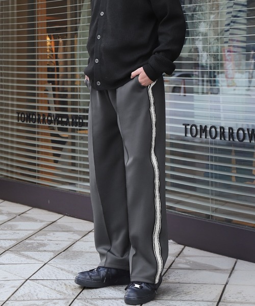 CORISCO（コリスコ）の「【CORISCO】 エステル テープ使い トラックパンツ / ライン柄（その他パンツ・メンズ・ブラック/ネイビー/チャコール・MEDIUM/X-LARGE/LARGE）」の3枚目の写真