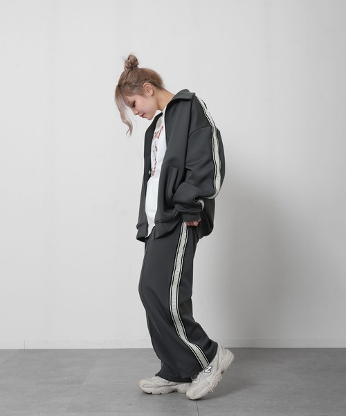 CORISCO（コリスコ）の「【CORISCO】 エステル テープ使い トラックパンツ / ライン柄（その他パンツ・メンズ・ブラック/ネイビー/チャコール・MEDIUM/X-LARGE/LARGE）」の18枚目の写真