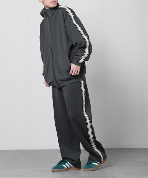 CORISCO（コリスコ）の「【CORISCO】 エステル テープ使い トラックパンツ / ライン柄（その他パンツ・メンズ・ブラック/ネイビー/チャコール・MEDIUM/X-LARGE/LARGE）」の13枚目の写真