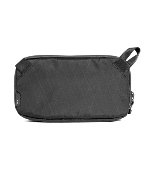 Aer（エアー）の「Aer Slim Pouch 2 X-PAC エアー スリム ポーチ エックスパック ガジェットケース（ポーチ・メンズ・ブラック・FREE）」の7枚目の写真