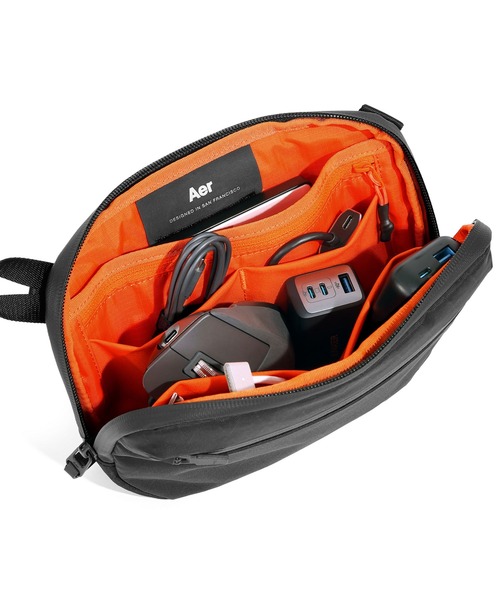 Aer（エアー）の「Aer Slim Pouch 2 X-PAC エアー スリム ポーチ エックスパック ガジェットケース（ポーチ・メンズ・ブラック・FREE）」の19枚目の写真