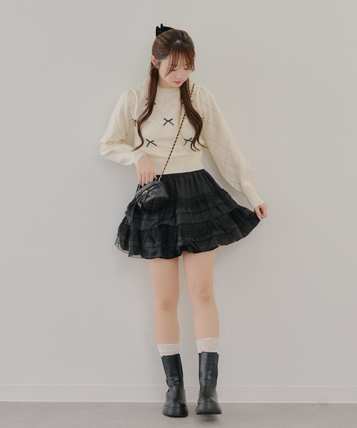 continuer de NICE CLAUP（コンティニューデナイスクラップ）の「【春の新作】パールリボンニット（ニット/セーター・レディース・アイボリー/ブルー/ブラック・FREE）」の6枚目の写真