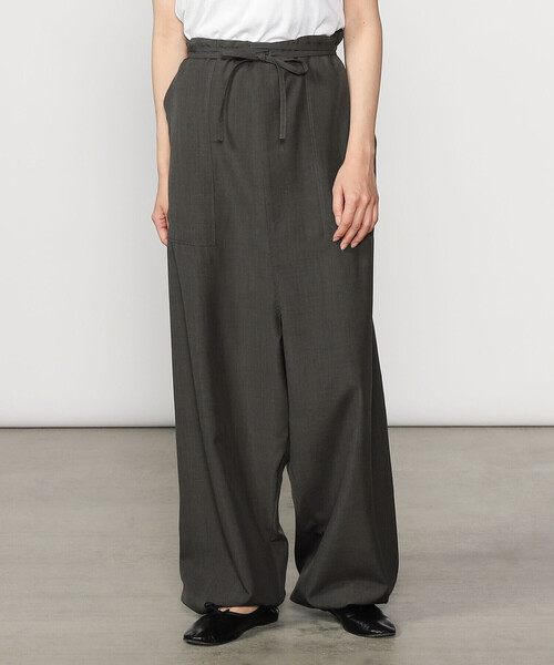 新品同様Cellar Door クロップドパンツ スラックス サイズ48 新品同様Cellar Door クロップドパンツ スラックス サイズ48