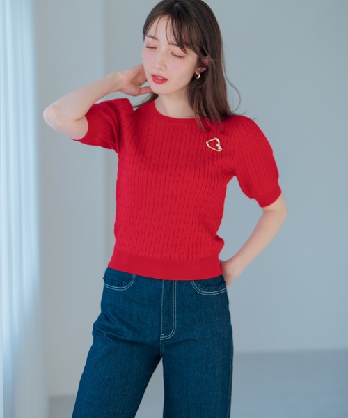 MISCH MASCH(ミッシュマッシュ)の「ブローチ付きケーブルニット(ニット/セーター・レディース・ネイビー/レッド/ホワイト・フリ-)」の6枚目の写真