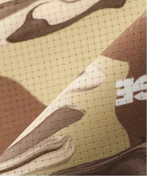 XLARGE KIDS（エクストララージキッズ）の「マーブル迷彩シャツ（シャツ/ブラウス・キッズ・ベージュ/ブルー・80ｃｍ/90cm/100cm/110cm/120cm/130cm/140cm）」の4枚目の写真