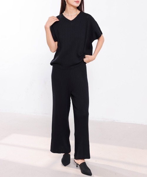 Forcement(フォースメント)の「半袖リブニットセットアップ(セットアップ・レディース・ベージュ/ブラック・ONESIZE)」の18枚目の写真