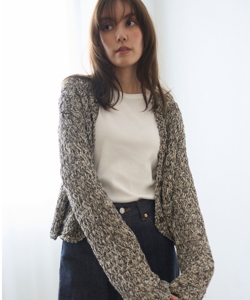 Mila Owen（ミラオーウェン）の「ローゲージMIXヤーンクロシェニット