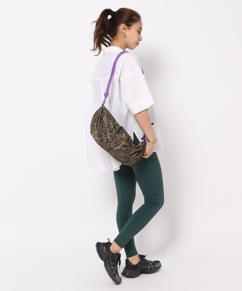 HEREIAM（ヘレイアム）の「【HEREIAM】アーバンワークシャツ（シャツ/ブラウス・レディース・カーキ/ブラック/オフホワイト・FREE）」の5枚目の写真