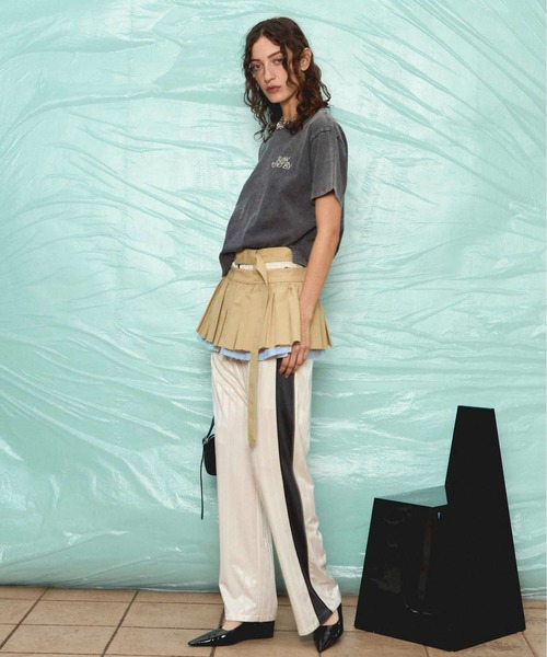 MAISON SPECIAL(メゾンスペシャル)の「Sideline Shadow Stripe Pants/サイドラインシャドーストライプパンツ(その他パンツ・レディース・アイボリー/ネイビー/ピンク・38/36)」の5枚目の写真
