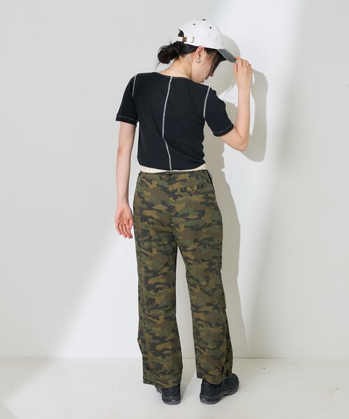 FREAK'S STORE(フリークスストア)の「ワンウォッシュ カモ柄パンツ/迷彩ワイドパンツ/カモ柄ダーツ入りパンツ(その他パンツ・レディース・オリーブ/ベージュ・フリ-)」の14枚目の写真