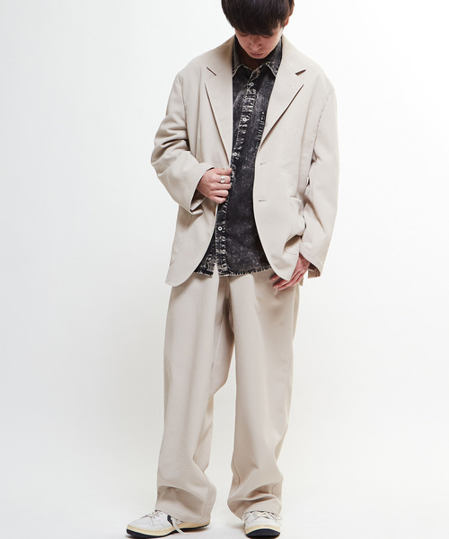 CONVERSE TOKYO(コンバーストウキョウ)の「MACARON CALZE RELAXED FIT SLACKS(スラックス・レディース・ネイビー/チャコールグレー/ベージュ・SMALL/MEDIUM)」の4枚目の写真