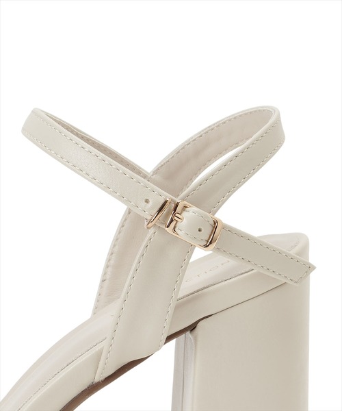 WILLSELECTION(ウィルセレクション)の「クロスストラップサンダル(サンダル・レディース・ブラック/オフホワイト/レッド/ミント・SMALL/MEDIUM/LARGE)」の9枚目の写真