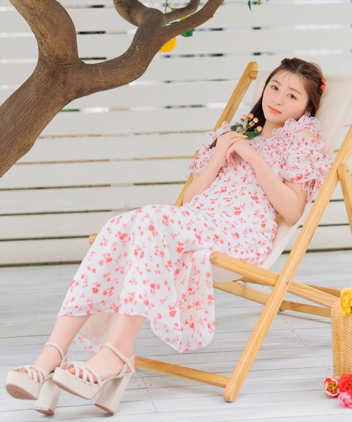 WILLSELECTION(ウィルセレクション)の「クロスストラップサンダル(サンダル・レディース・ブラック/オフホワイト/レッド/ミント・SMALL/MEDIUM/LARGE)」の14枚目の写真