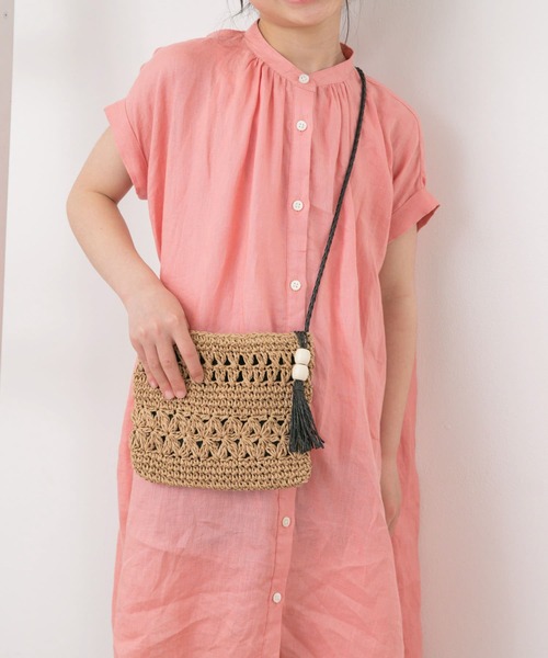 URBAN RESEARCH DOORS（アーバンリサーチドアーズ）の「ペーパー編みポシェット(KIDS)（その他・キッズ・ベージュ・ONE）」の4枚目の写真