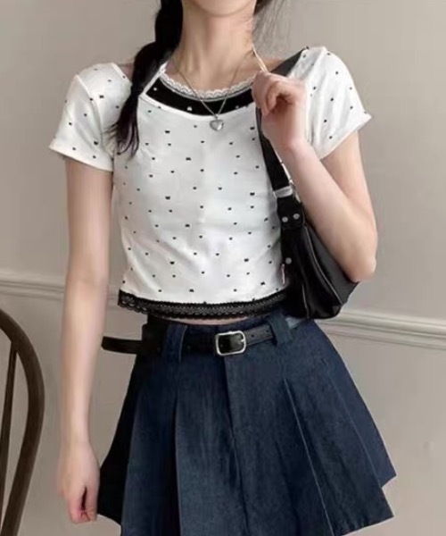 AsRiRe(アスリレイ)の「レイヤード風ハート柄クロップトップ(Tシャツ/カットソー・レディース・グレー/ブラック/ホワイト・M)」の7枚目の写真