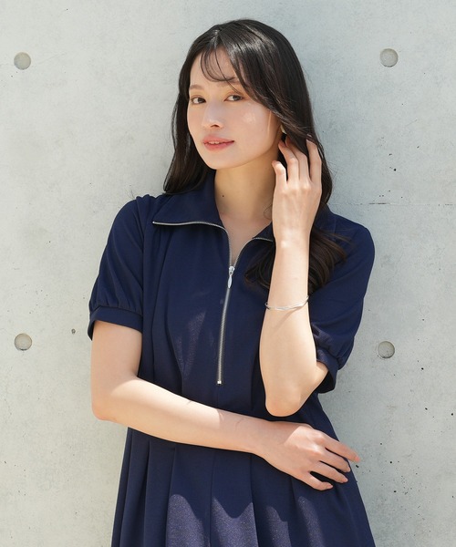 TRUDEA（トルディア）の「ハーフZIPワンピース（ワンピース・レディース・チャコールグレー/ネイビー/ラベンダー・MEDIUM）」の10枚目の写真