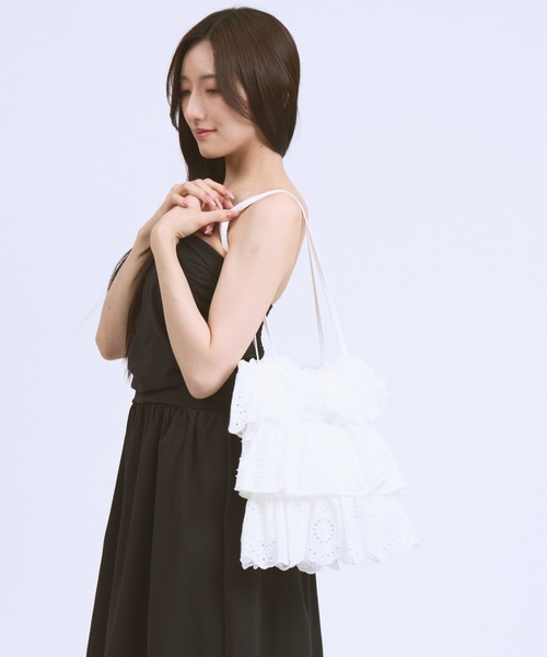 CeLess(セレス)の「Frill Lace Tiered Tote Bag / フリルレースティアードトートバック(トートバッグ・レディース・ホワイト/ブラック・FREE)」の17枚目の写真