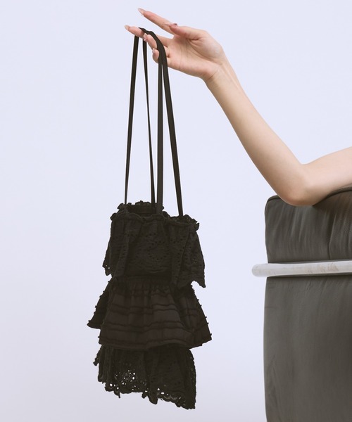 CeLess(セレス)の「Frill Lace Tiered Tote Bag / フリルレースティアードトートバック(トートバッグ・レディース・ホワイト/ブラック・FREE)」の15枚目の写真