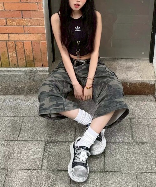 almo(アルモ)の「【LAMPOON】迷彩カーゴハーフパンツ(カーゴパンツ・レディース・グリーン・SMALL/MEDIUM/LARGE)」の3枚目の写真