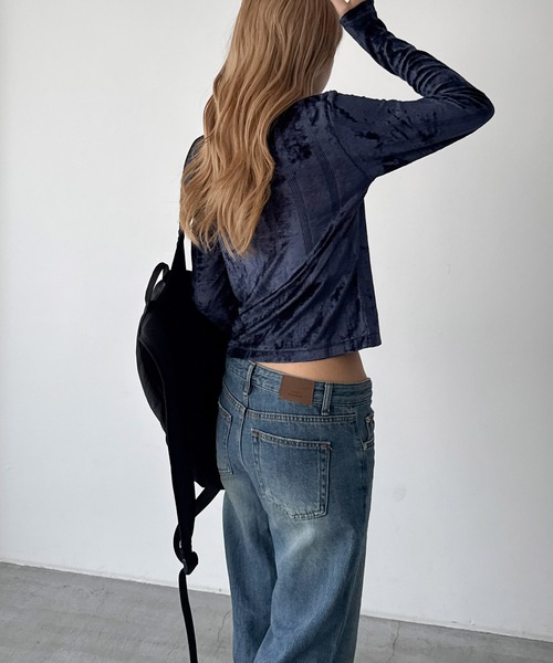 CANAL JEAN(キャナルジーン)の「Miller ベロアパネルリブロングスリーブTee(Tシャツ/カットソー・レディース・ネイビー/アイボリー・ONE SIZE)」の5枚目の写真