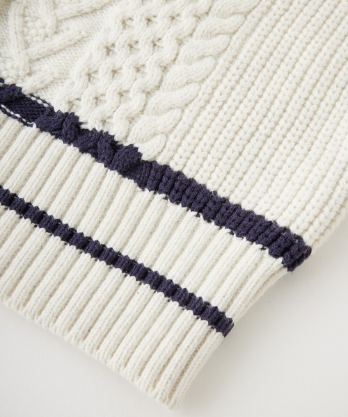 MILKFED.（ミルクフェド）の「MILKFED. PATCH V-NECK KNIT（ニット/セーター・レディース・オフホワイト/グリーン/ネイビー・ONE SIZE）」の15枚目の写真