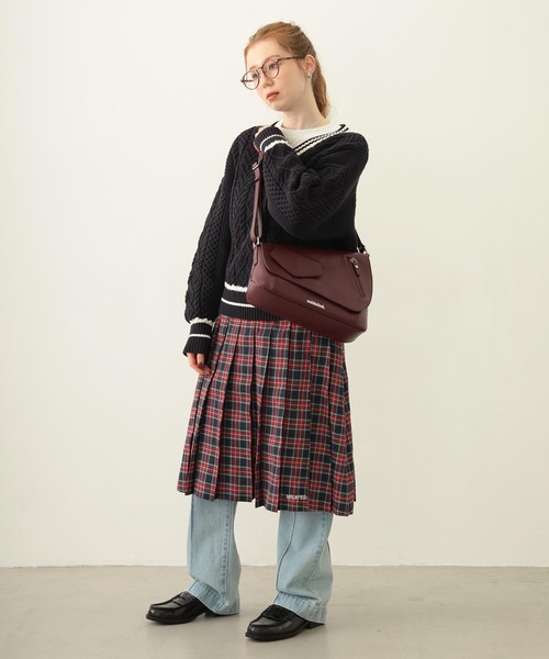 ニット セーター MILKFED. PATCH V-NECK KNIT レディース MILKFED. PATCH V-NECK KNIT（ニット/セーター）｜MILKFED