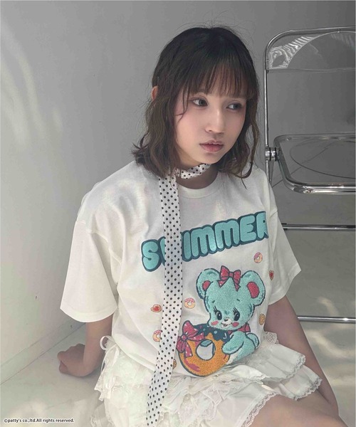 AS KNOW AS plus(アズノゥアズプラス)の「●アクリルキーホルダー付き SWIMMER 半袖Tシャツ【SWIMMER/スイマー】(Tシャツ/カットソー・レディース・オフホワイト/オートミール/スミクロ/サックスブルー/ホワイト系/グレー系/アイボリー系/ネイビー系/ホワイト系その他/サックスブルー系・FREE)」の18枚目の写真